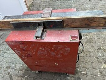 Hoblovacka zrovnavacka prepustacka KDR 310 s cilkulárkou