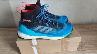 Adidas Terrex  FREE HIKER  PRIMEBLU