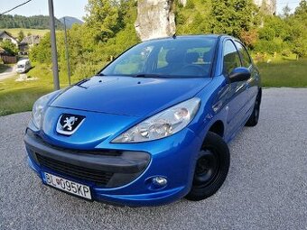 Peugeot 206 + 1,4 55kw klimatizácia, alarm, elektrické okná