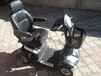 Elektrický invalidný vozík scooter