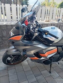 Suzuki GSX 1250 FA