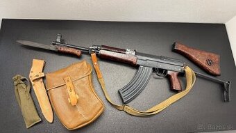 Predam samopal vzor 58 zbran