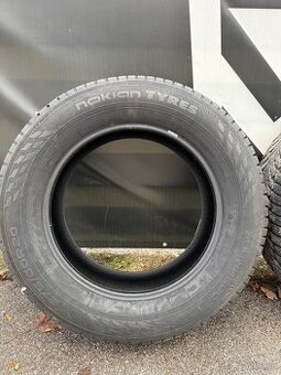Nokian WR SUV 4 275/60 r20 zimné
