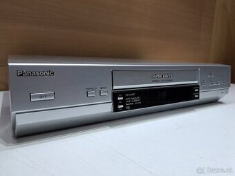 HI-FI Stereo Videorekordér Panasonic NV-HV61