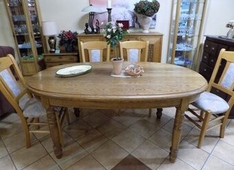 Oválny jedálenský stôl - masív