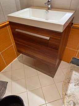 umývadlo + skrinka - kúpelňa