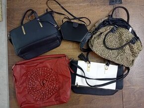 Dámska kabelka - rôzne typy a prútené košíky
