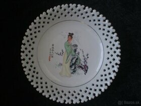 Dekoratívny čínsky tanier