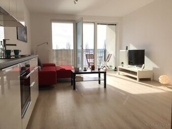Ponúkame na prenájom 1,5 izbový byt – Ružinov
