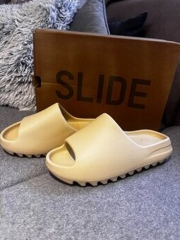 Adidas Yeezy Slide