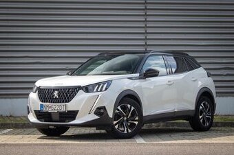 PEUGEOT 2008 1.5 BlueHDi 130 GT LINE 2020