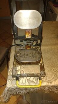 Stroj na vianočné oplátky