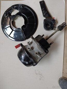 Predám na vlecku vlek náves valce páky a plechy