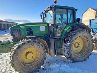 John Deere 7530