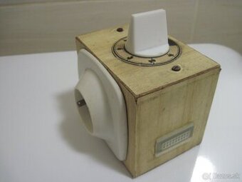 retro spínač - 1