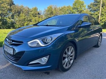 Hyundai i40 CW BUSINESS 1.7CRDi 100kw 2012