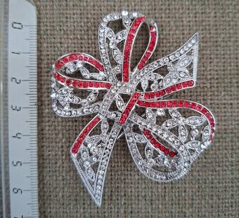 Brošňa č.27 - štrasová