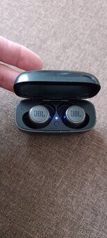 Predam sluchadla JBL