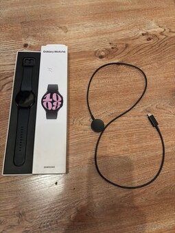 Predám smart hodinky Samsung Galaxy Watch6