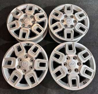 6x139 R17 Alu disky Hyundai Staria / Starex / H1 - zánovní