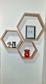 Police - úle, úliky, šesťuholníky, hexagony -hexagon shelves - 1