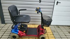 Elektrický  invalidny vozik skúter pre seniorov nove baterie