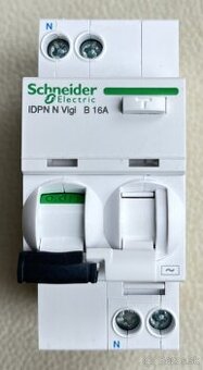 Predam SCHNEIDER prudovy chranic s isticom B16A