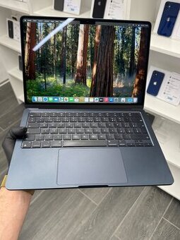 ZÁRUKA 2 ROKY / Apple MacBook Air M2 2022 / 8GB / 256GB