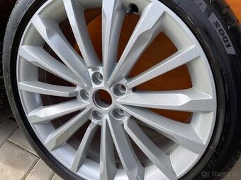 Phoenix Trinity silber orig.skoda Superb3V 5x112 8jx19 ET 4