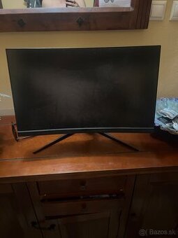 Monitor msi optix G24C6