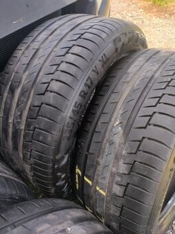 4ks Continental 235/45 R17 5mm