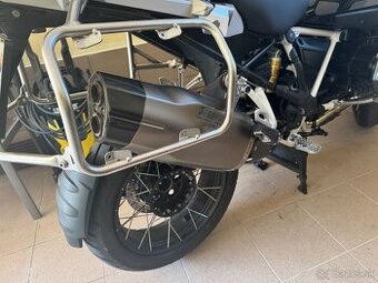 BMW R1250GS Akrapovič HP