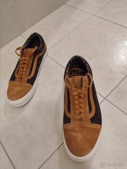Vans tenisky