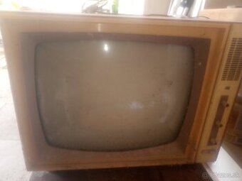 Starý retro televizor - 1