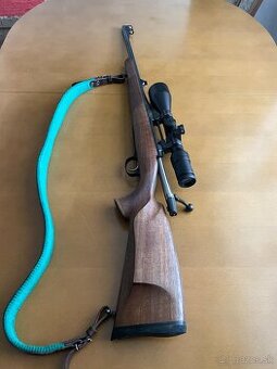 Gulovnica CZ 557 8x57js
