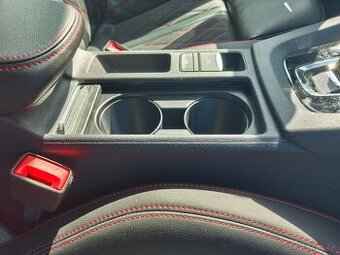 Skoda Octavia NX - Držiak nápojov