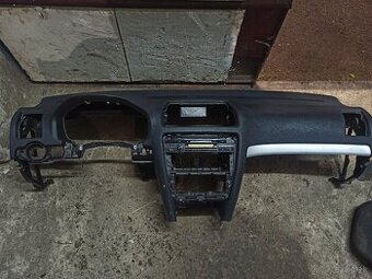 Palubovka Škoda Octavia 2 facelift