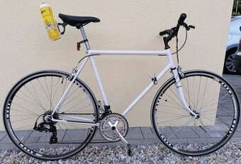 Predám cestný retro bicykel Favorit