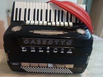 Predám krásny akordeon-DELÍCIA-CHORAL V-CASSOTTO-,120 BAS