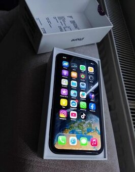 Apple iPhone 11 64gb ČIERNY ako nový.