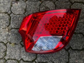 ZADNÉ SVETLA-BMW-MERCEDES-VW-TOYOTA-KIA-ORIGINAL