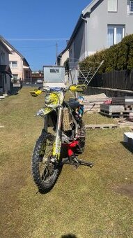 Suzuki Rmz 250