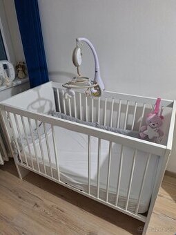 Detská postieľka aj s matracom