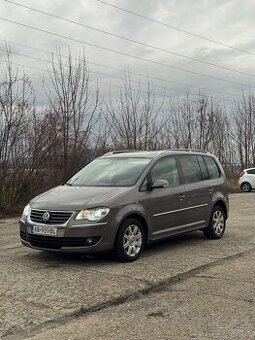 VW TOURAN