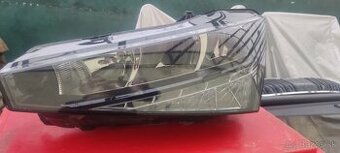 Škoda Scala ľavé predné svetlo