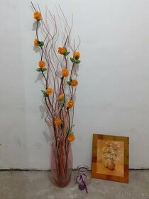 Vázy s kvetmi a obraz