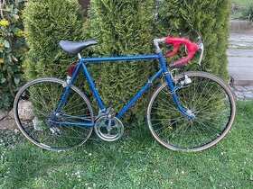 Retro cestný bicykel Favorit