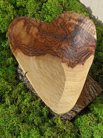 Drevena miska - vrbova - v tvare srdca