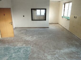 Sklad, dielňa v areáli vo Zvolene - 32m2