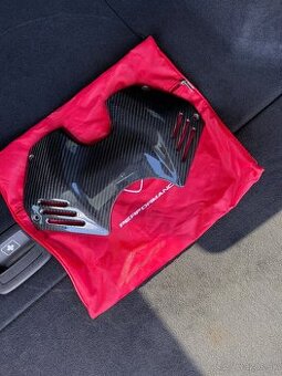 Kryt nadrže Ducati performace Carbon